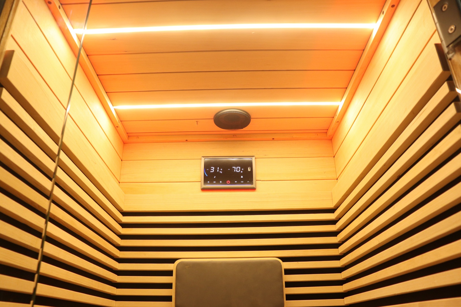Far-Infrared Sauna — 90 × 90 × 190 cm view 4