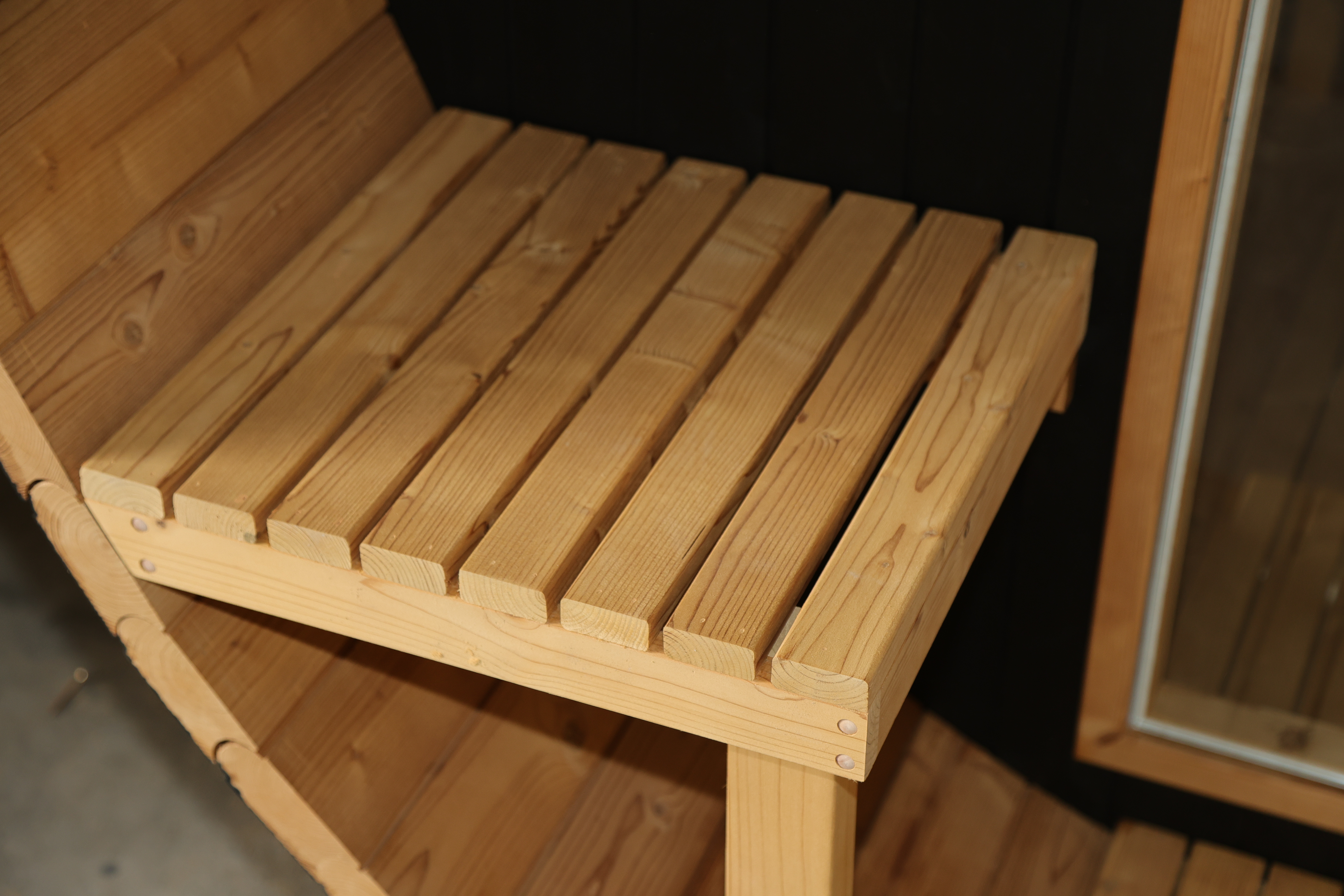 SIP-SQ Outdoor Sauna — 180 × 180 × 186 cm image 2
