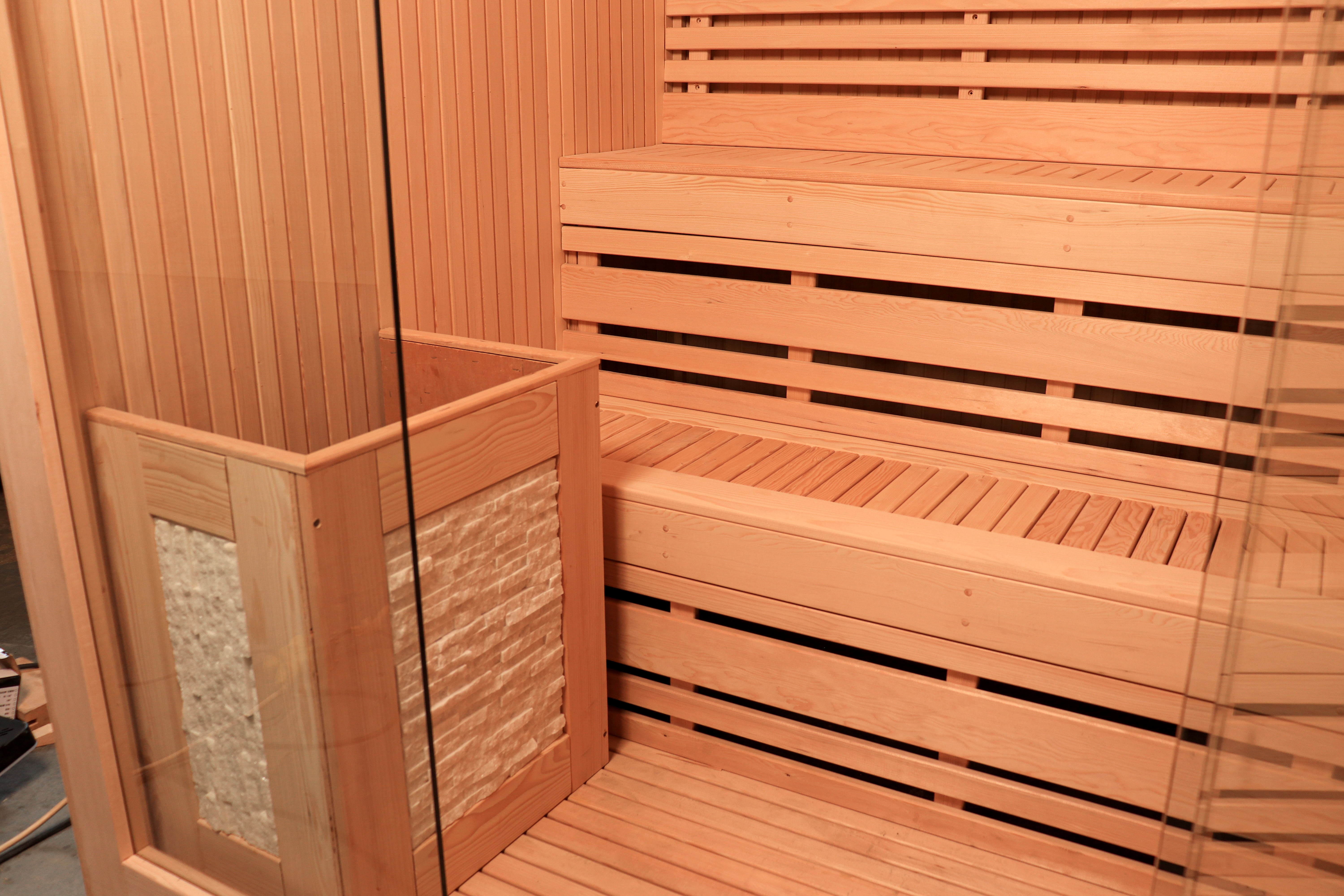 SIP-I012 Traditional Indoor Sauna — 180 × 150 × 190 cm image 2